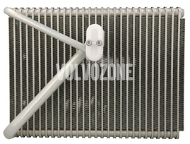 Výparník klimatizácie P2 (2005-) S60/S80/V70 II/XC70 II/XC90