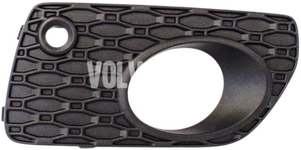 Bumper COVER Right Volvo 30744522 // s dierami pre parkovacie senzory