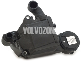 Odlučovač oleja v odvetraní kľukovej skrine 2.4 P2 (-2002) S60/S80/V70 II, 1.6/1.8/2.0 X40 (2001-) (OEM)