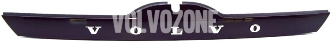 Madlo/tlačítko zámku kufra s lištou P3 (CH -180769) V60 s Keyless, s parkovacou kamerou