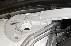 Konzola rozpery motora Polestar pravá SPA S60 III/V60 II(XC)