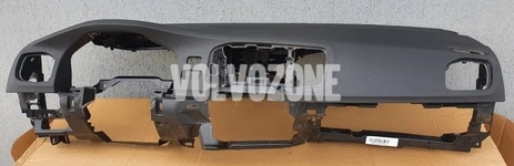 INSTRUMENT PANEL Volvo 39826877
