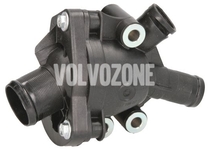 Domček termostatu chladenia 5 valec P1 C30/C70 II/S40 II/V40 II(XC)/V50 P3 S60 II(XC)/V60(XC)/XC60 S80 II/V70 III/XC70 III